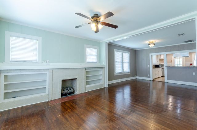 2317 Honeysuckle Avenue, Fort Worth, TX 76111