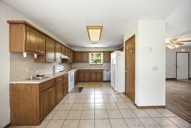 3440 Seven Devils Road, Mcalester, OK 74501