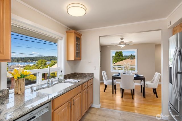 18420 Torgeson Avenue NE, Poulsbo, WA 98370