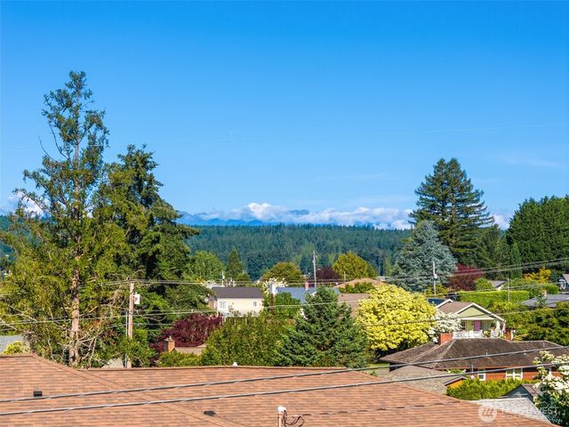 18420 Torgeson Avenue NE, Poulsbo, WA 98370
