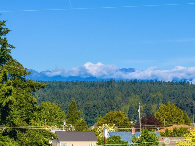 18420 Torgeson Avenue NE, Poulsbo, WA 98370