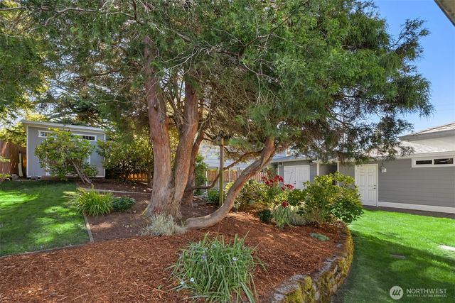18420 Torgeson Avenue NE, Poulsbo, WA 98370