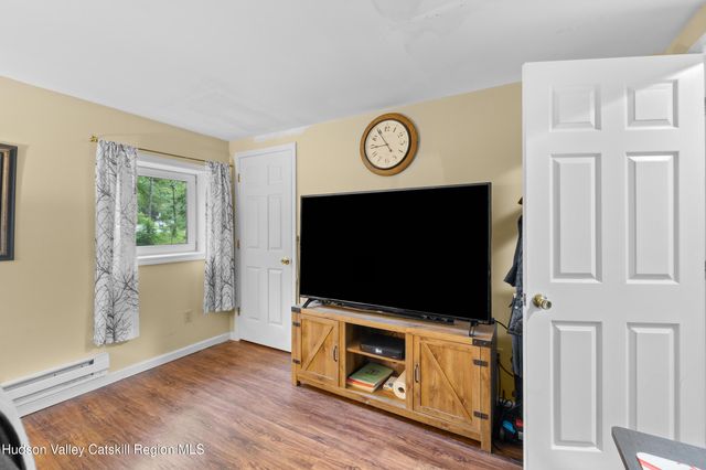 33 Meadowlark Lane, Woodridge, NY 12789