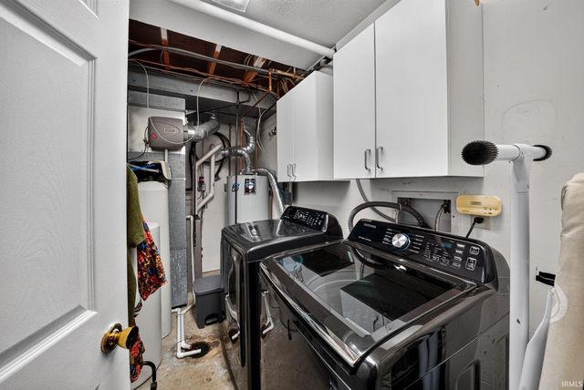 11664 Red Oak Drive, Granger, IN 46530