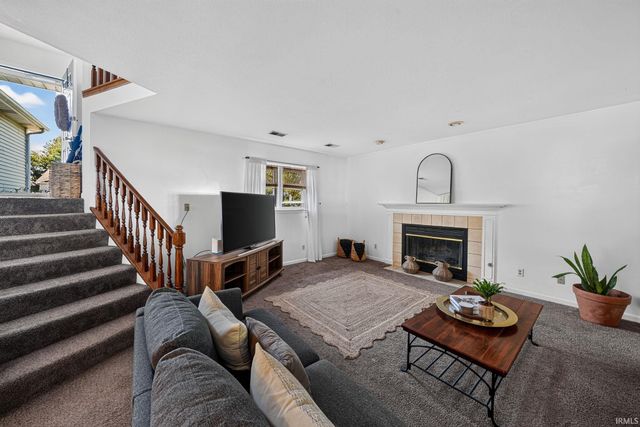 11664 Red Oak Drive, Granger, IN 46530