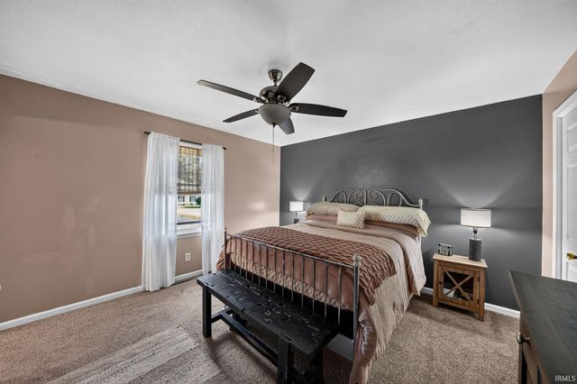 11664 Red Oak Drive, Granger, IN 46530