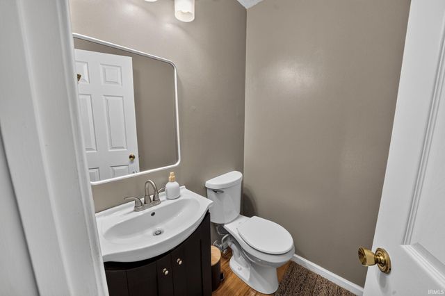11664 Red Oak Drive, Granger, IN 46530