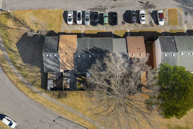 1509 Darren CIR, Portsmouth, VA 23701