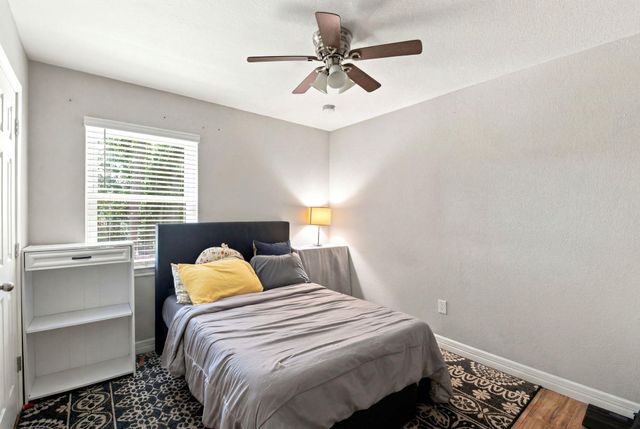 1835 S 3rd Street, Conroe, TX 77301