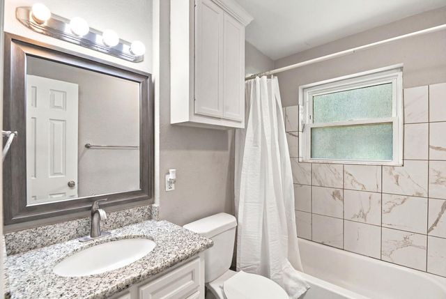 1835 S 3rd Street, Conroe, TX 77301