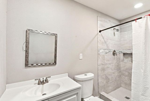 1835 S 3rd Street, Conroe, TX 77301