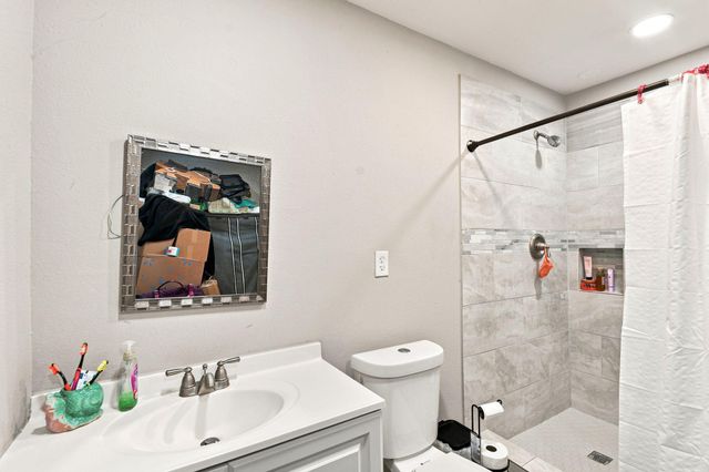 1835 S 3rd Street, Conroe, TX 77301