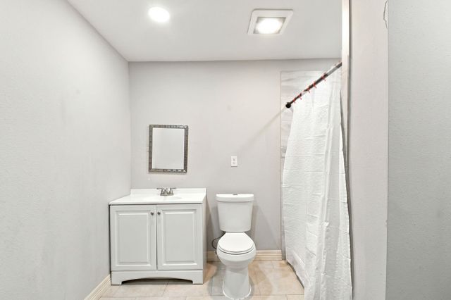 1835 S 3rd Street, Conroe, TX 77301