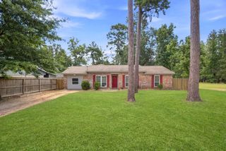 1835 S 3rd Street, Conroe, TX 77301