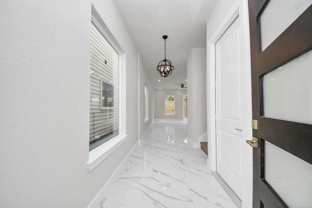 5908 Saint Augustine Street D, Houston, TX 77021