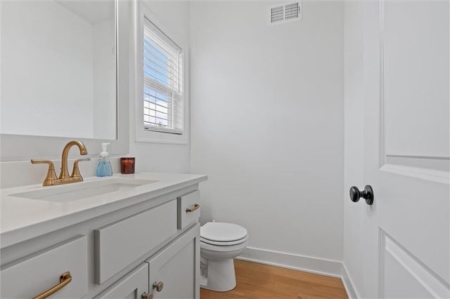 2705 NE Wheatley Drive, Blue Springs, MO 64029