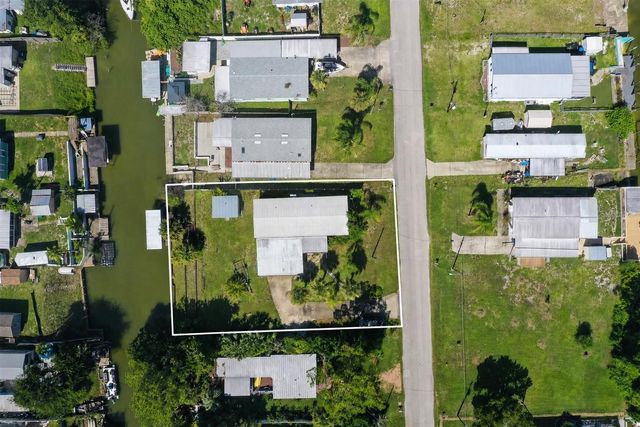 110 CHARLES STREET, Edgewater, FL 32141