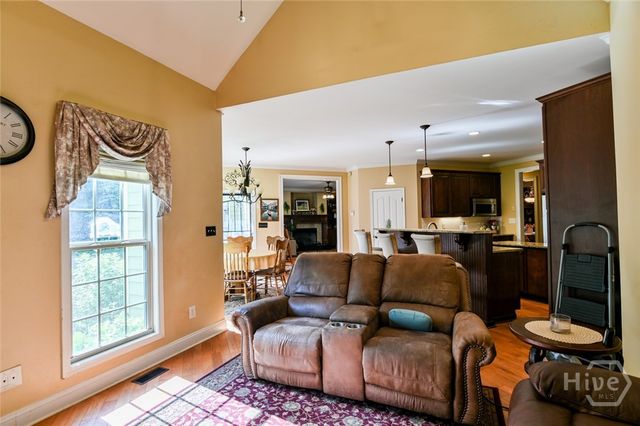 283 Creekside Drive, Arnoldsville, GA 30619