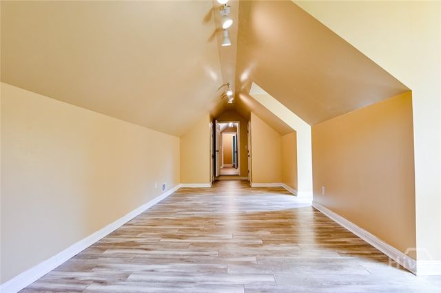 283 Creekside Drive, Arnoldsville, GA 30619