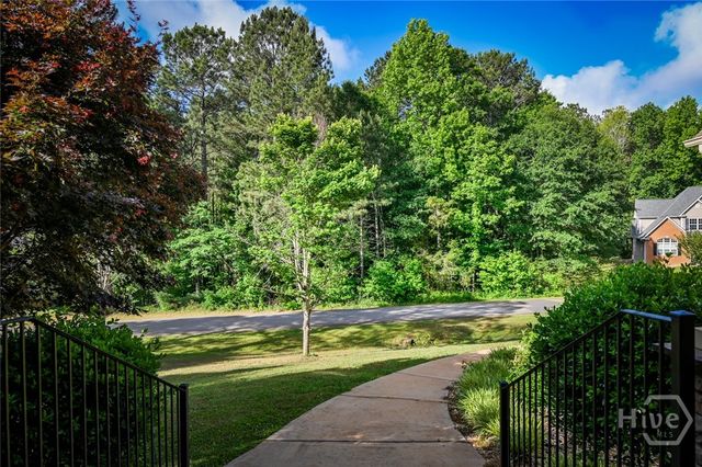 283 Creekside Drive, Arnoldsville, GA 30619
