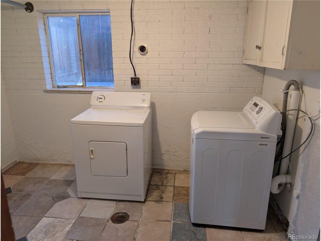 1025 Lansing St, Aurora, CO 80010