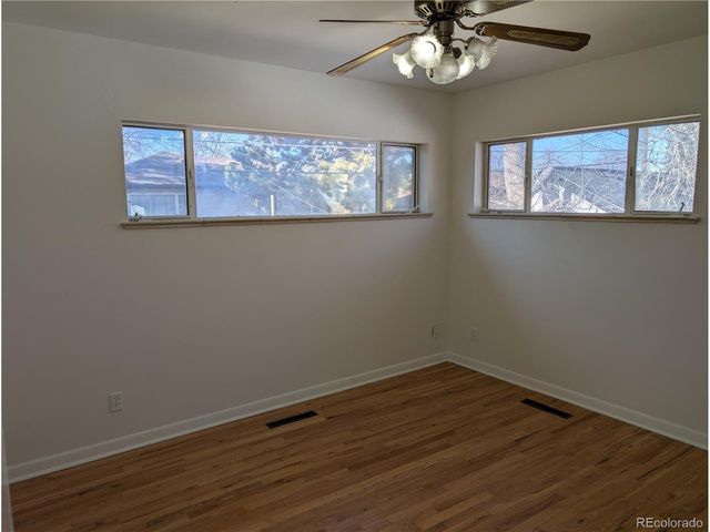 1025 Lansing St, Aurora, CO 80010