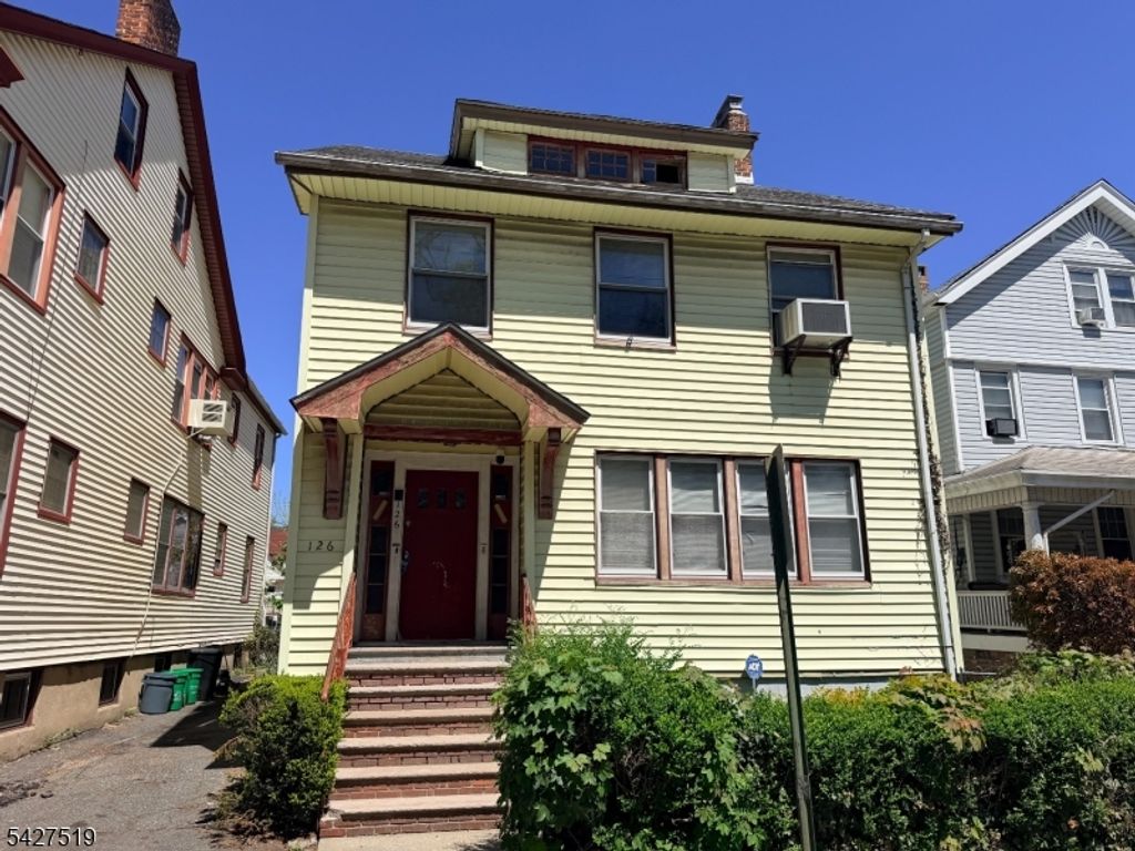 126 Chestnut St, East Orange City, NJ 07018 — exterior