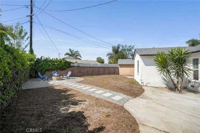 2106 W Cerritos, Anaheim, CA 92804