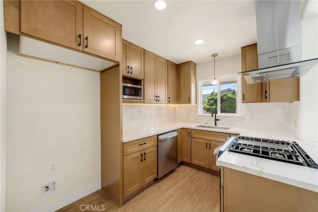 2106 W Cerritos, Anaheim, CA 92804