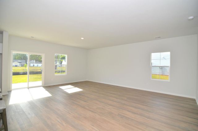 333 Matuskovic Drive, Charleston, SC 29414