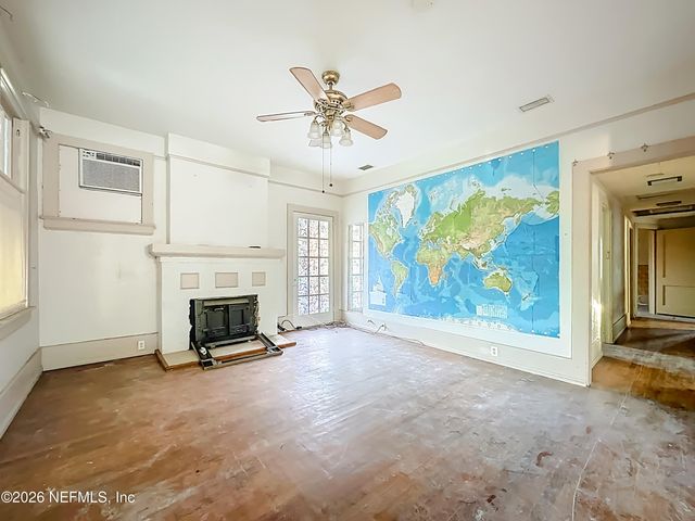 7702 N NORTH SHORE Drive, Jacksonville, FL 32208