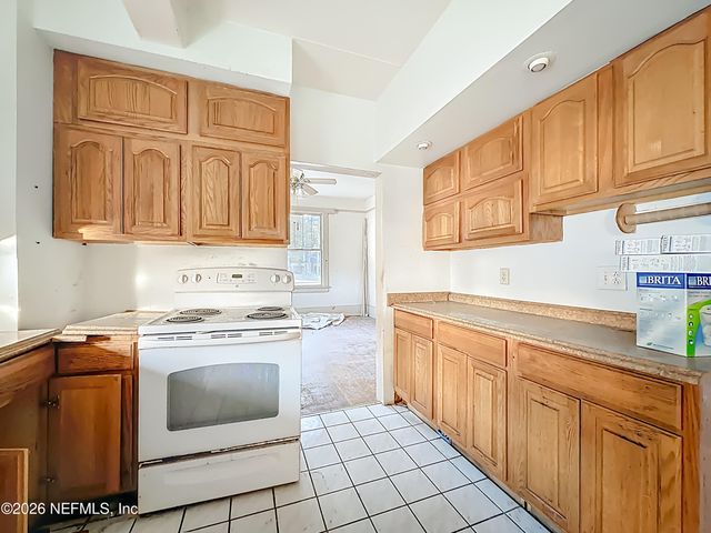 7702 N NORTH SHORE Drive, Jacksonville, FL 32208