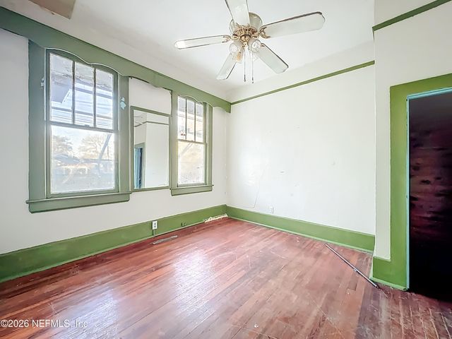 7702 N NORTH SHORE Drive, Jacksonville, FL 32208