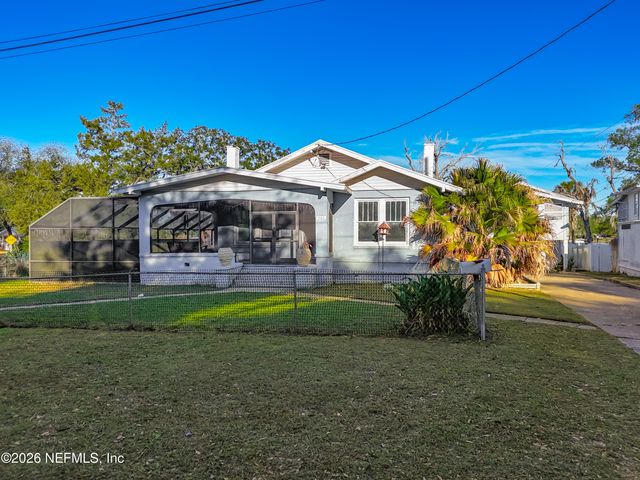 7702 N NORTH SHORE Drive, Jacksonville, FL 32208