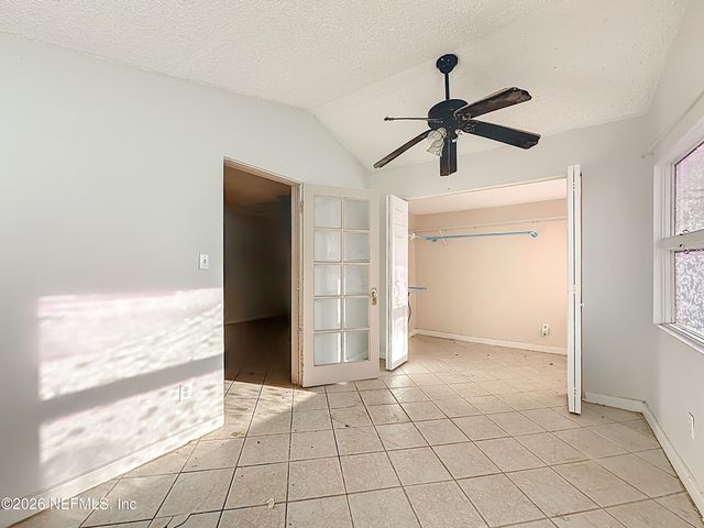 7702 N NORTH SHORE Drive, Jacksonville, FL 32208