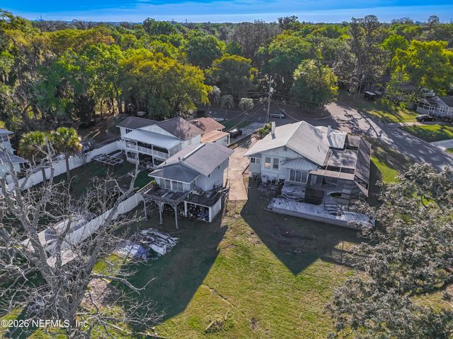 7702 N NORTH SHORE Drive, Jacksonville, FL 32208