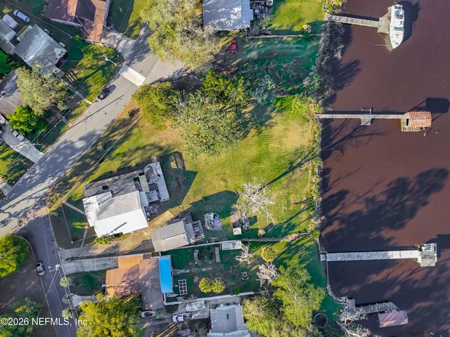 7702 N NORTH SHORE Drive, Jacksonville, FL 32208