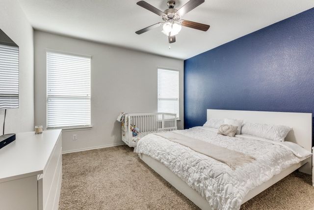 11329 Golden Ridge Lane, Fort Worth, TX 76052