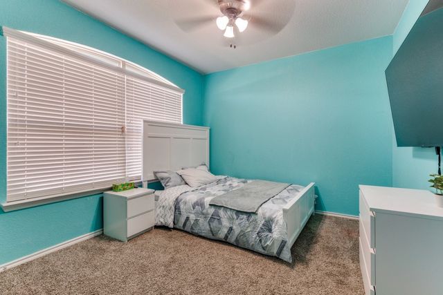 11329 Golden Ridge Lane, Fort Worth, TX 76052