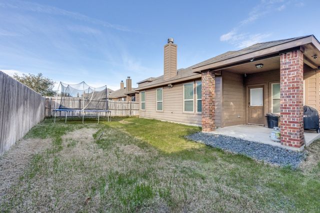 11329 Golden Ridge Lane, Fort Worth, TX 76052