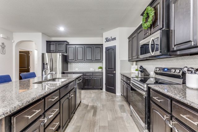 11329 Golden Ridge Lane, Fort Worth, TX 76052