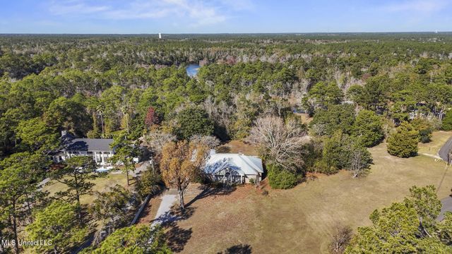 5499 Whetstone Road, D'iberville, MS 39540