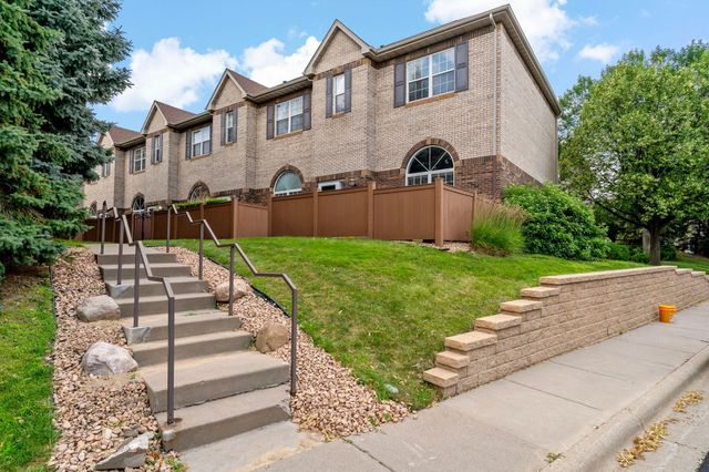 6453 Regency Lane, Eden Prairie, MN 55344