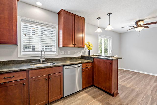 6453 Regency Lane, Eden Prairie, MN 55344