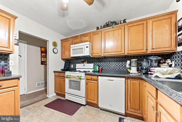 23 WINNWOOD RD, Newark, DE 19711