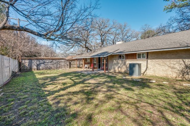 3406 Halifax Drive, Arlington, TX 76013