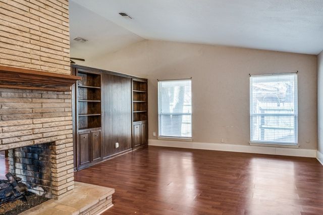 3406 Halifax Drive, Arlington, TX 76013