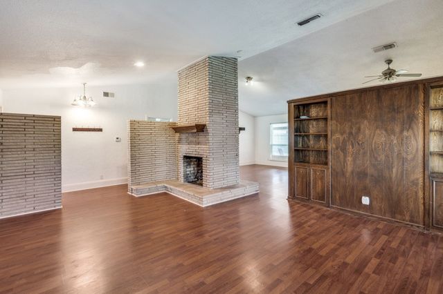 3406 Halifax Drive, Arlington, TX 76013