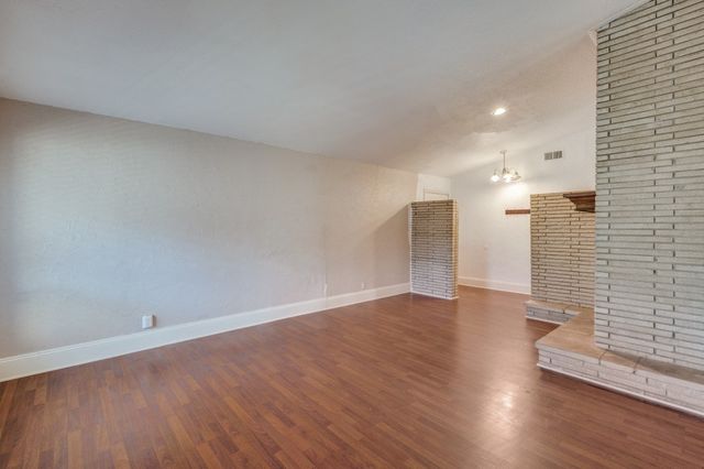3406 Halifax Drive, Arlington, TX 76013