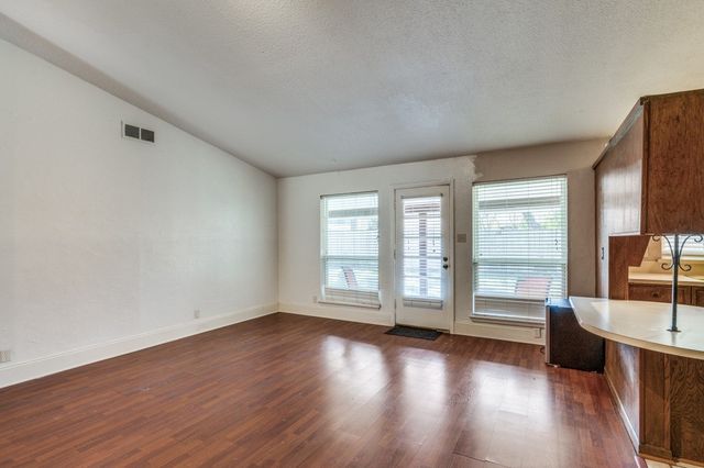 3406 Halifax Drive, Arlington, TX 76013